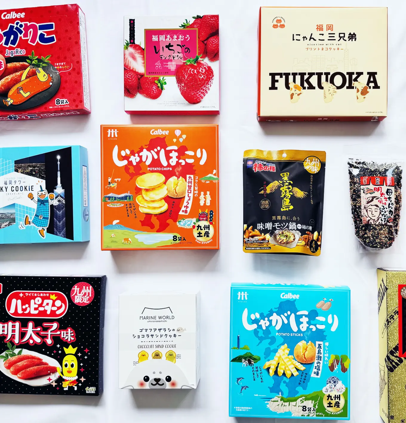 九州・福岡の観光土産品が並ぶフラットレイ